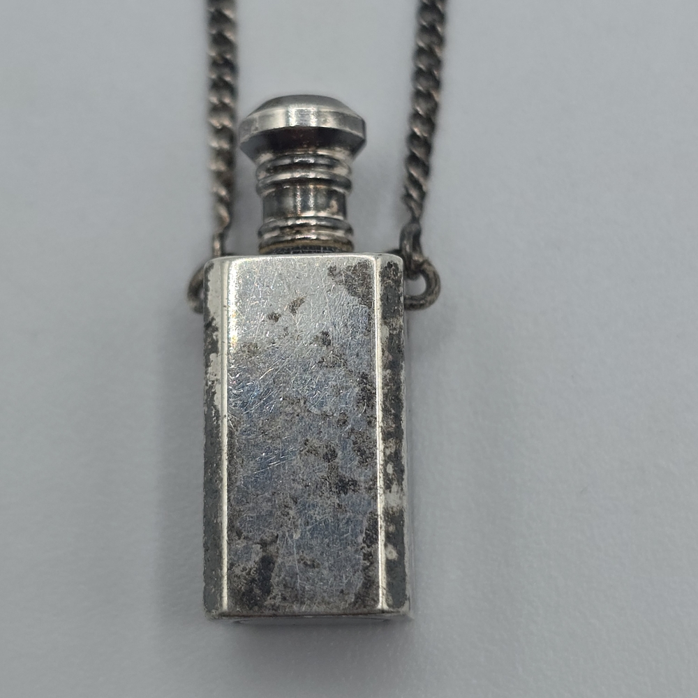 VTG Gothic Silver Tone Mini Perfume Medicine Bottle Pendant Necklace 24" - Picture 5 of 15